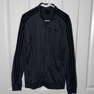 Adidas Size Medium Essentials 3-Stripes Tricot Track Jacket Dark Gray Full Zip